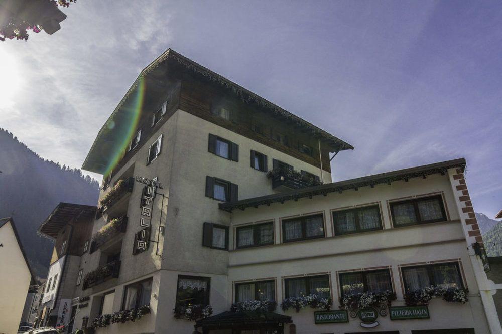 Hotel Italia Canazei Buitenkant foto