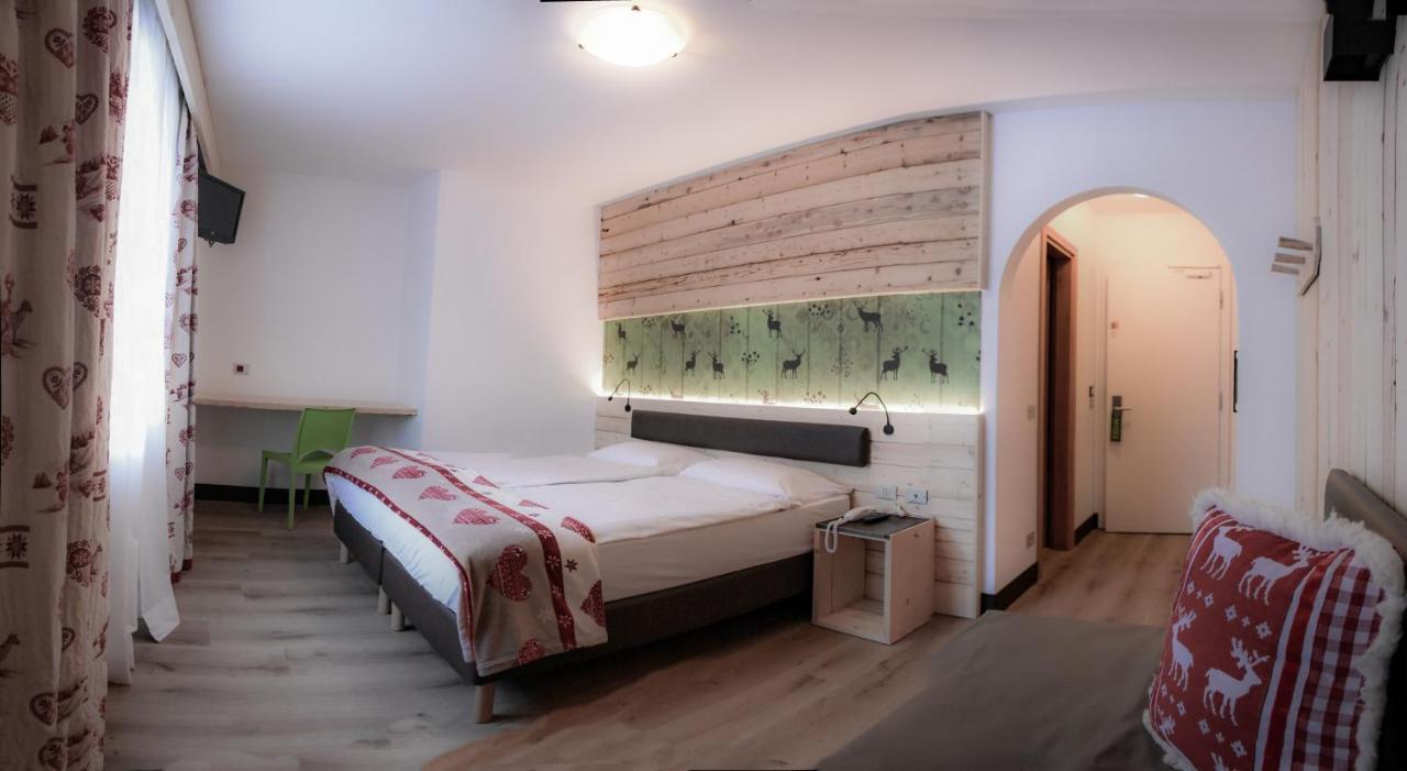 Hotel Italia Canazei Buitenkant foto